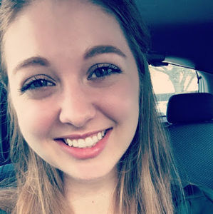 Meet your Posher, Dana